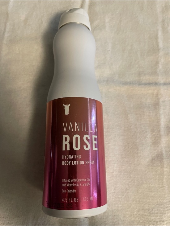 Pink Zebra Other - Pink Zebra Vanilla Rose Hydrating Body Lotion Spray - White & Pink